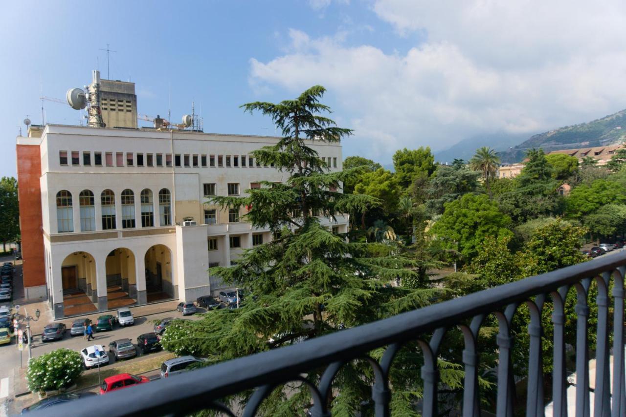 La Maison Du Paradis Salerno Luaran gambar